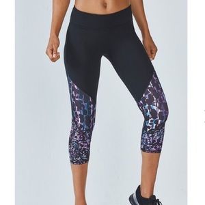 Fabletics Brogan Capri Yoga Pants With Storm Print